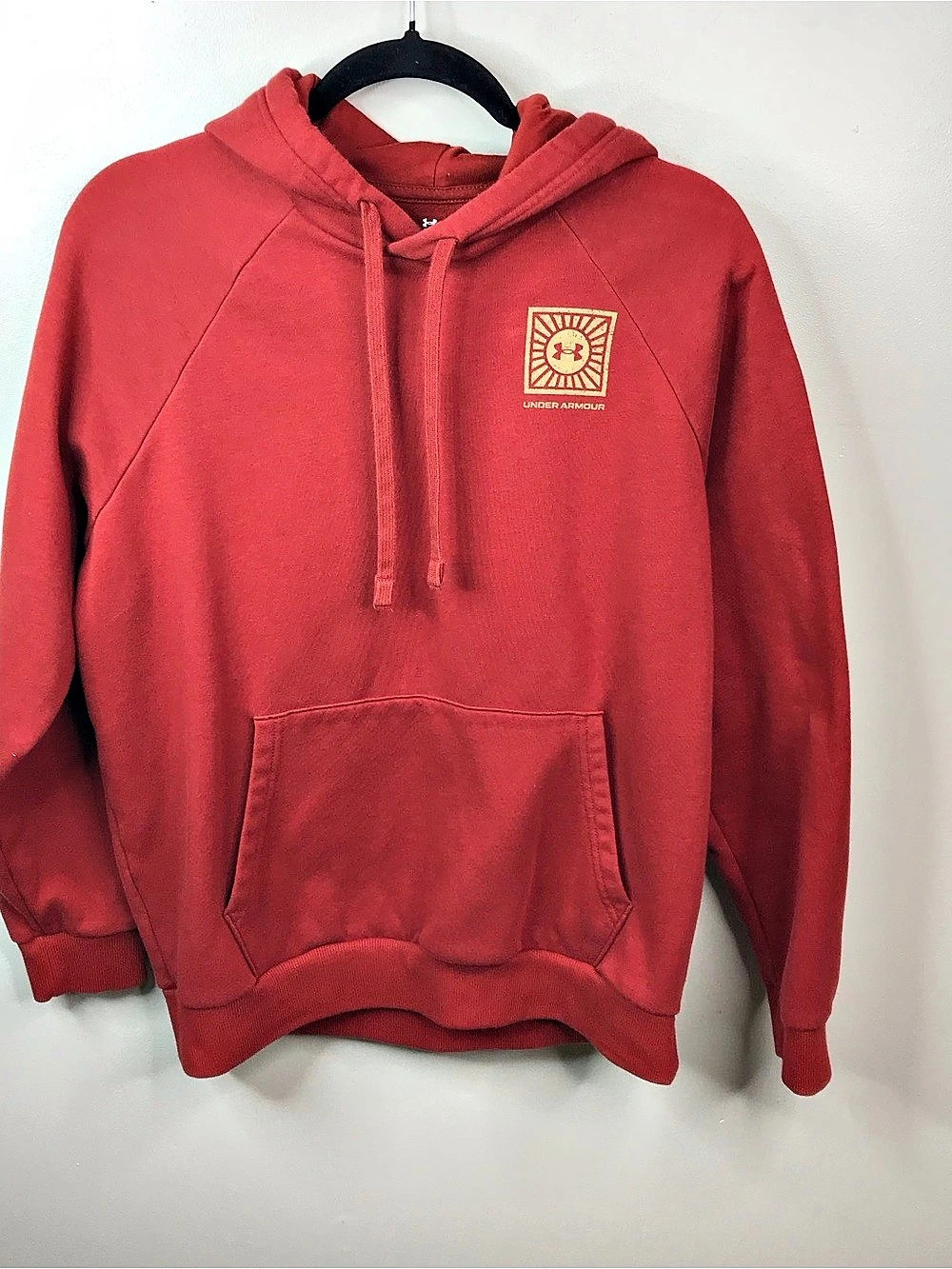 Under Armour Graphic Hoodie Red Medium
